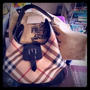 Burberry gorgeous nova check hobo